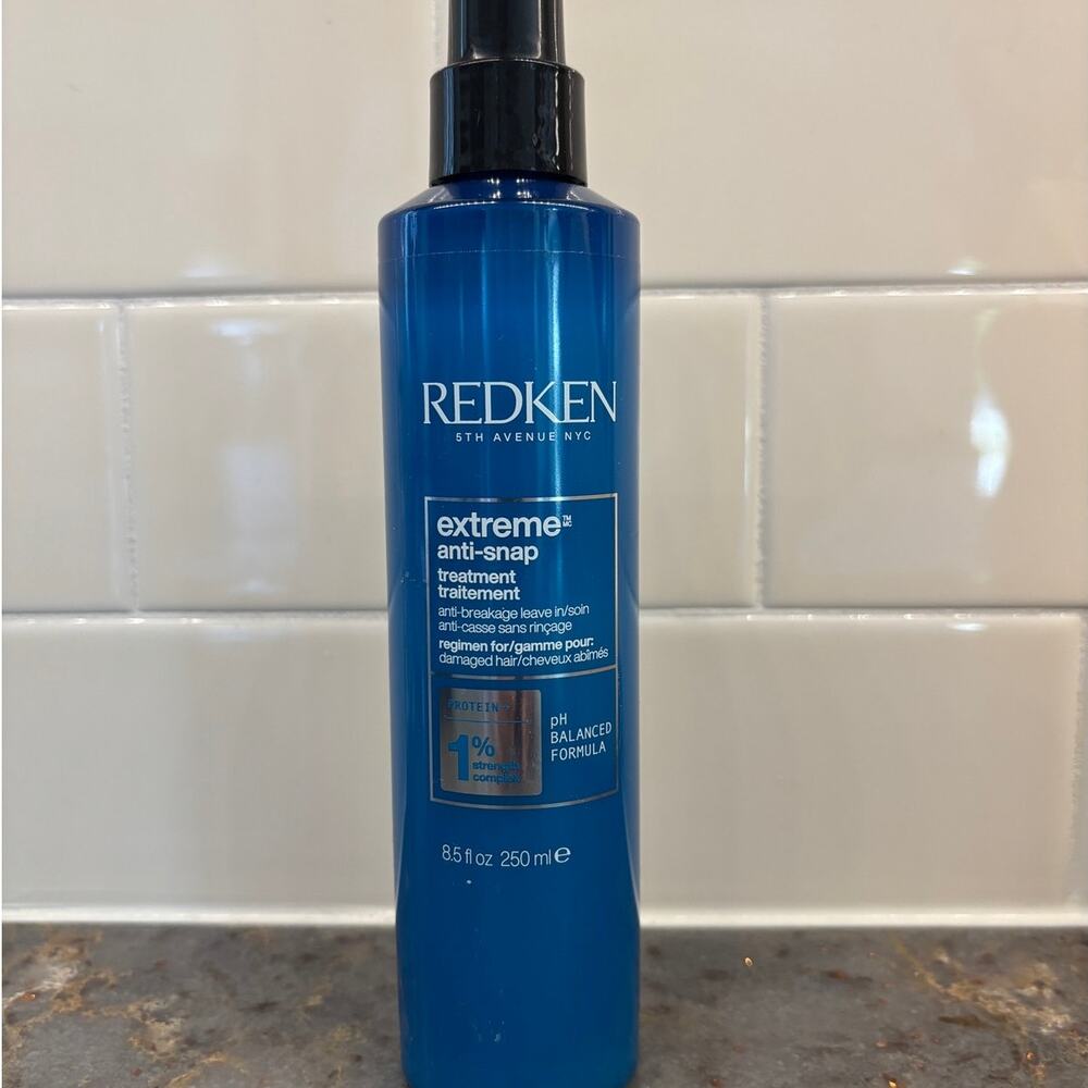 Redken Extreme Anti-Snap Hair Treatment Spray